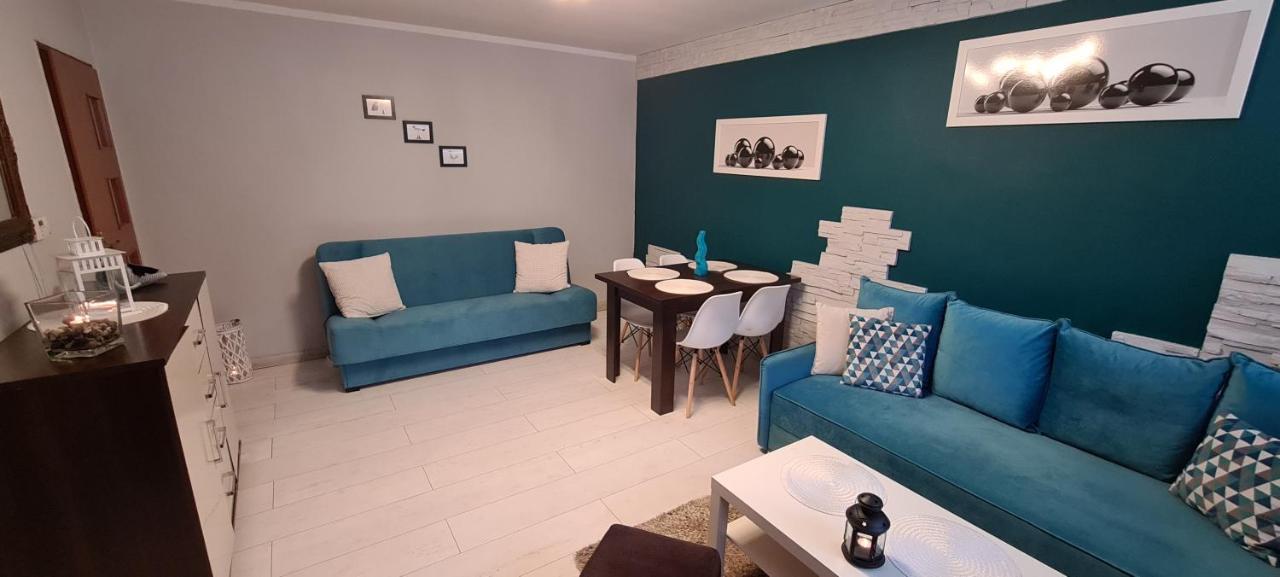 Quiet Basement Apartment بوزنان المظهر الخارجي الصورة