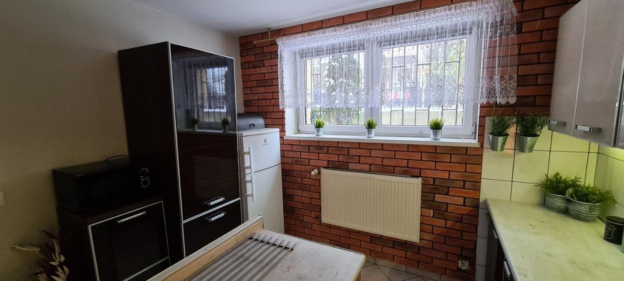 Quiet Basement Apartment بوزنان المظهر الخارجي الصورة