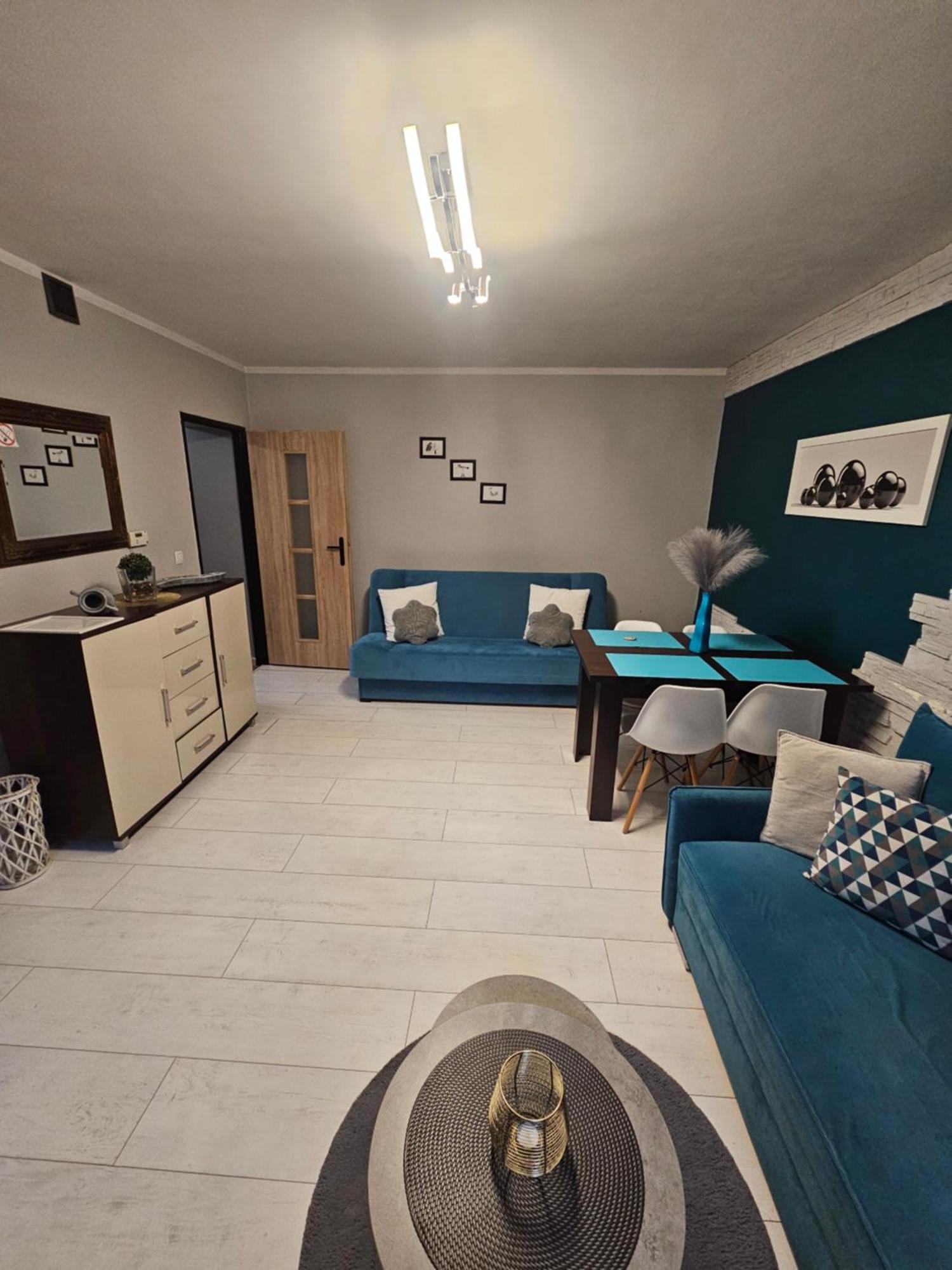 Quiet Basement Apartment بوزنان المظهر الخارجي الصورة